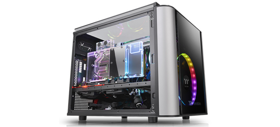 Thermaltake Level 20 VT Chassis Feature 1