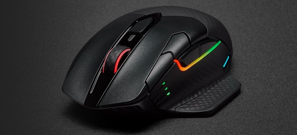 Corsair Dark Core Pro SE RGB Wireless Gaming Mouse Feature 4