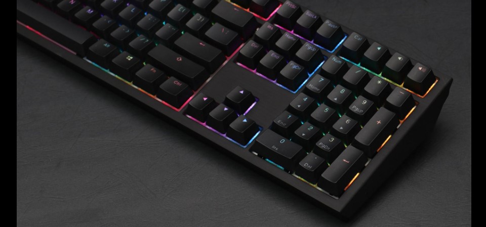Ducky Shine 7 Blackout RGB Cherry Brown Mechanical Keyboard Feature 4